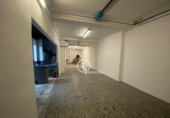 Gimnasio en venta con 691m² en Santa Coloma de Gramenet foto