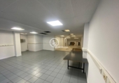 Gimnasio en venta con 691m² en Santa Coloma de Gramenet foto
