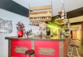 Bar en venta con 140m² en Mondragón foto