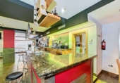 Bar en venta con 140m² en Mondragón foto
