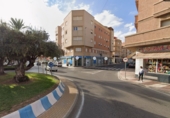 Local comercial
en venda
amb 171m² a Roquetas de Mar foto