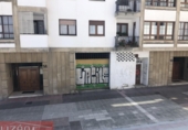 190m² commercial premises for sale in Oviedo, in the area of Old Town, Calle Indalecio Prieto Tuero photo