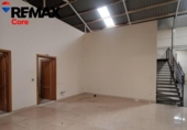 Nave Industrial en venta con 700m² en Badajoz, Avenida Jerónimo de Valencia foto