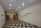 64m² commercial premises for sale in Valladolid, in the area of The Rondilla photo