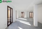 260m² bâtiment pour vente à Grenade, dans le quartier de San Matías, Calle San Matías photo