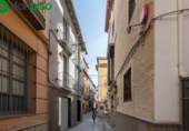 260m² bâtiment pour vente à Grenade, dans le quartier de San Matías, Calle San Matías photo