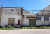 329m² warehouse industrial for sale in Lucena, photo