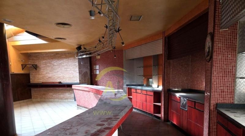 Local comercial