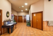 486m² restaurant for sale in Gijón, Calle de la Forja photo