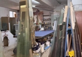 Local comercial en venta con 101m² en Madrid, en la zona de Aluche, Calle de Ocaña foto