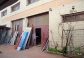 744m² entrepôt industriel pour vente à Leganés, Calle Puerto de Navafría photo