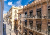 174m² bureau pour vente à Reus, dans le quartier de Mercat Central, Carrer Selva del Camp photo