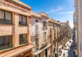 174m² bureau pour vente à Reus, dans le quartier de Mercat Central, Carrer Selva del Camp photo