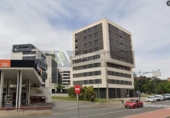 Local comercial en alquiler con 155m² en Logroño foto