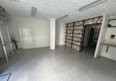 Local comercial en venta con 53m² en Sevilla, en la zona de Barriada Pino Montano foto