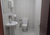 Local comercial en venta con 105m² en Villafranca de los Barros foto