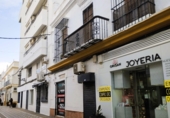 Local comercial
en lloguer
amb 54m² a San Fernando foto