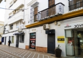 Local comercial
en lloguer
amb 54m² a San Fernando foto