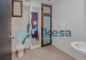 Local comercial en venta con 203m² en Almería, Calle Briviesca foto