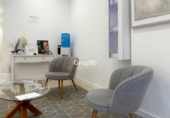 115m² commercial premises for rent in Lérida, Carrer dels Sicoris photo