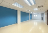 221m² commercial premises for sale in Valencia, in the area of Benicalap, Calle de San Roque photo