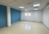 221m² commercial premises for sale in Valencia, in the area of Benicalap, Calle de San Roque photo
