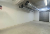 221m² commercial premises for sale in Valencia, in the area of Benicalap, Calle de San Roque photo