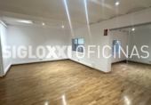 Oficines
en lloguer
amb 100m² a Barcelona, a la zona de la Dreta de l'Eixample, Carrer de la Diputació foto