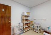 Oficina en alquiler con 150m² en Dos Hermanas, en la zona de Montequinto foto