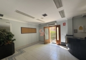 160m² commercial premises for sale in Valladolid, in the area of University photo