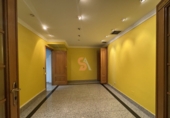 160m² commercial premises for sale in Valladolid, in the area of University photo