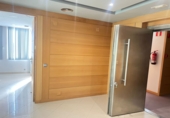 386m² office for sale in Albacete photo