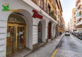 Local comercial en venta con 193m² en Granada, en la zona de Barrio del Hospital Real, Avenida del Hospicio foto