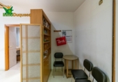 Local comercial en venta con 193m² en Granada, en la zona de Barrio del Hospital Real, Avenida del Hospicio foto