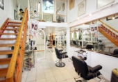 132m² commercial premises for sale in Seville, in the area of Incarnation-Regina, Calle Angostillo photo