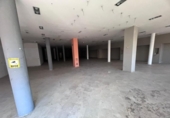 654m² commercial premises for sale in Dos Hermanas, Calle Churruca photo