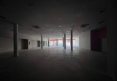 654m² commercial premises for sale in Dos Hermanas, Calle Churruca photo