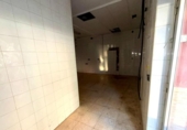 56m² locaux commerciaux pour vente à Valence, dans le quartier de Mestalla, Calle de Bélgica photo