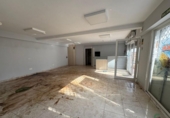 Local comercial en venta con 114m² en Arona foto