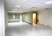 Local comercial
en venda
amb 100m² a Alacant foto
