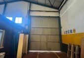 350m² warehouse for sale in El Campón photo