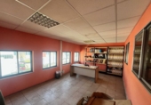 350m² warehouse for sale in El Campón photo