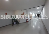 943m² offices for sale, assignment in Barcelona, in the area of the Poblenou, Carrer d'Espronceda photo
