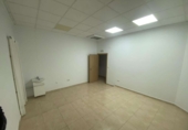 Local comercial
en lloguer
amb 162m² a Benijòfer foto