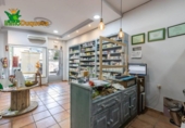 45m² commercial premises for sale in Granada, in the area of The Fifth, Avenida de Cervantes photo