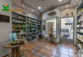 45m² commercial premises for sale in Granada, in the area of The Fifth, Avenida de Cervantes photo