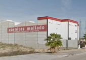 Local comercial Industrial en venta con 2194m² en Jaén foto