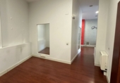 100m² offices for rent in Cornellà de Llobregat photo