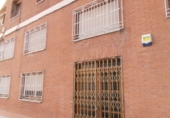 200m² locaux commerciaux pour vente à Cuenca photo