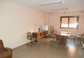 200m² locaux commerciaux pour vente à Cuenca photo